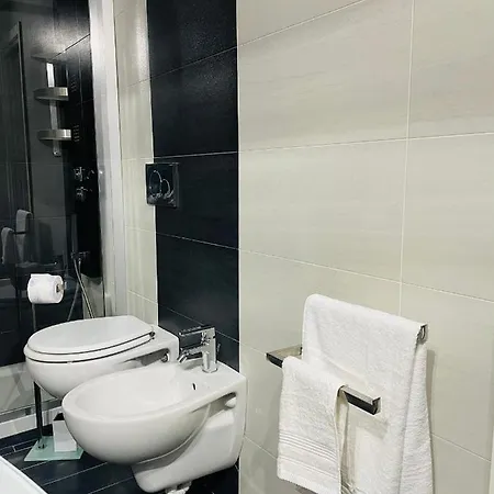 F&m Hotel